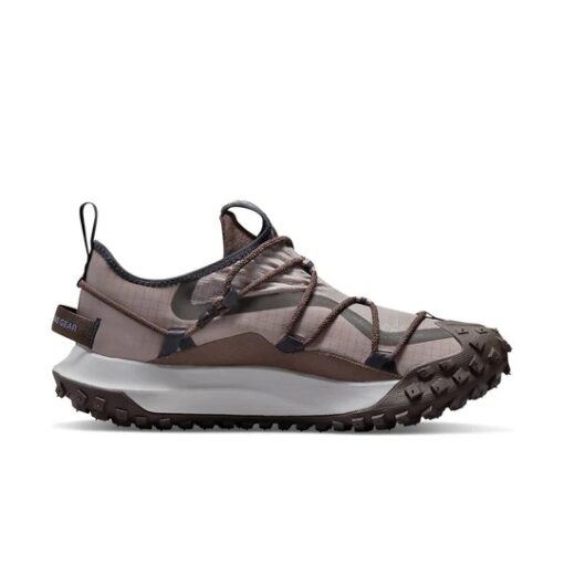 Nike ACG Mountain Fly Low SE 'Ironstone' DQ1979-001