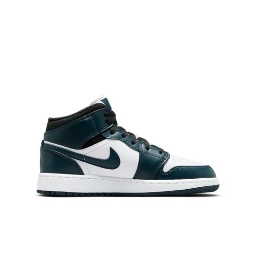 Air Jordan 1 MidArmory Navy 554725-411