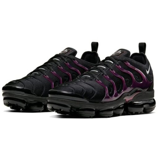 Nike Air VaporMax Plus ‘Black Noble Red’ 924453-021