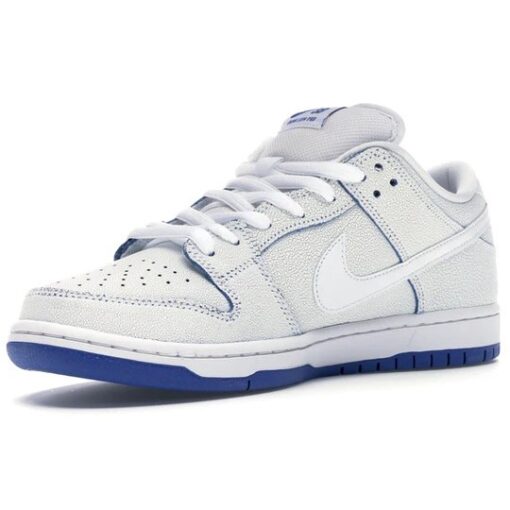 Nike SB Dunk Low Premium 'Cracked Leather' CJ6884-100