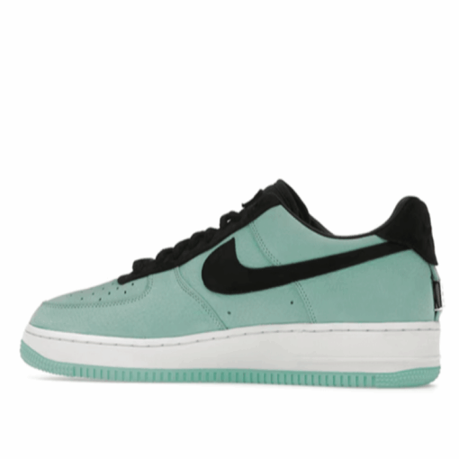 Nike Air Force 1 Low ‘Tiffany & Co. 1837 (Friends and Family)’ DZ1382-900