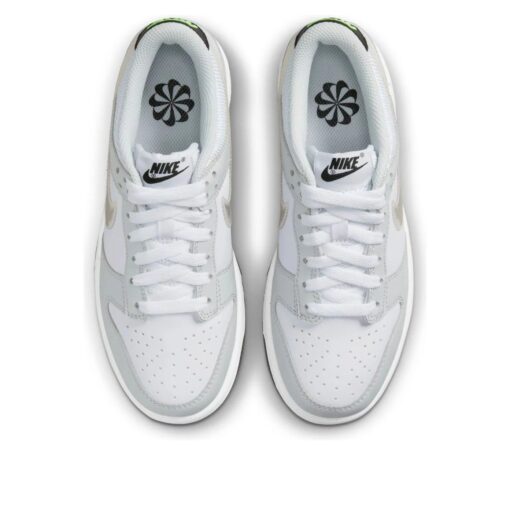 (GS) Nike Dunk Low 'Glitch Swoosh' DV3033-001