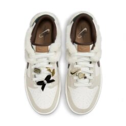 (WMNS) Nike Dunk Low 'Mink And Jewels' FB1859-121