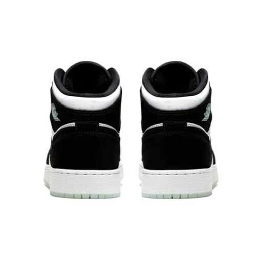 Air Jordan 1 Mid SE ‘Glow in the Dark Panda’ BQ6931-103