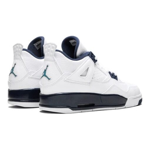 (GS) Air Jordan 4 Retro 'Legend Blue' 408452-107