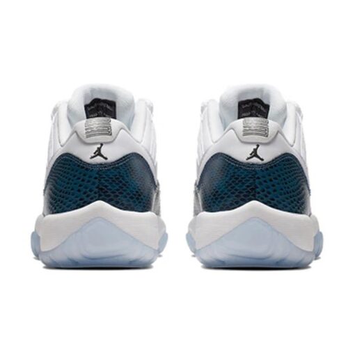 (GS) Air Jordan 11 Retro Low 'Navy Snakeskin' 2019 CD6847-102