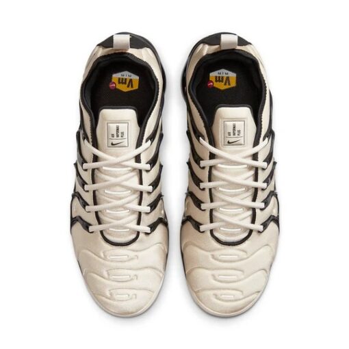 Air VaporMax Plus ‘Light Orewood Brown’ DH0860-100
