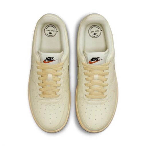 (WMNS) Nike Air Force 1 '07 LX 'Coconut Milk' DO9456-100