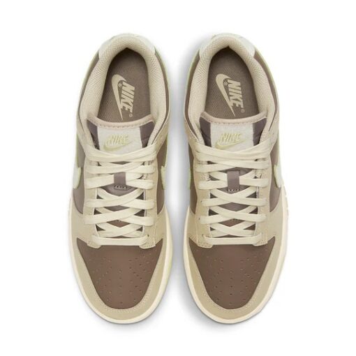 (WMNS) Nike Dunk Low 'Cream Brown' FB4961-012