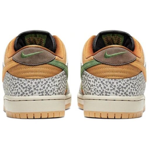 Nike SB Dunk Low Pro 'Safari' CD2563-002