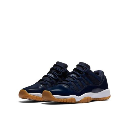 (GS) Air Jordan 11 Retro Low 'Navy Gum' 528896-405