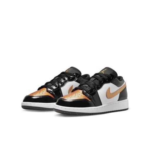 Jordan 1 Low SE ‘Gold Toe’ DR6970-071