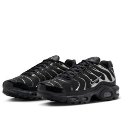 (WMNS) Nike Air Max Plus 'Black Metallic Silver' HJ9743-001