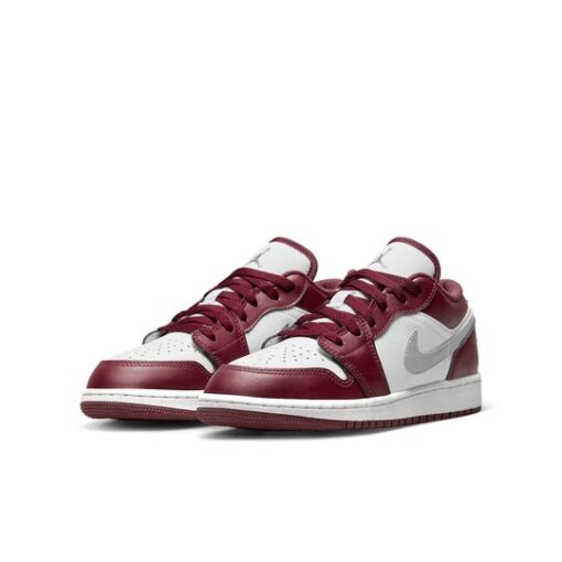 Air Jordan 1 Low ‘Bordeaux’ 553560-615
