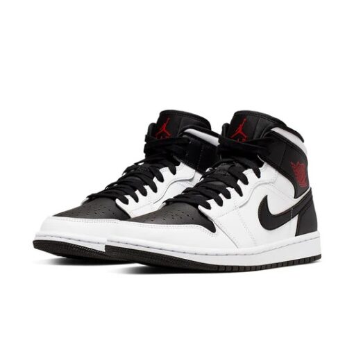 Jordan 1 Mid ‘Reverse Black Toe (Women’s)’ BQ6472-101