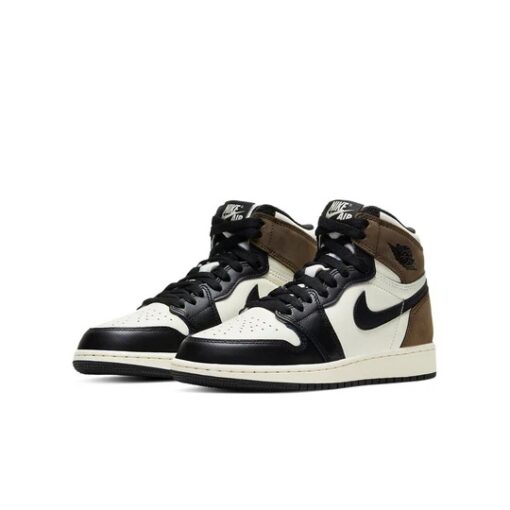 Air Jordan 1 Retro High OG ‘Dark Mocha’ 575441-105