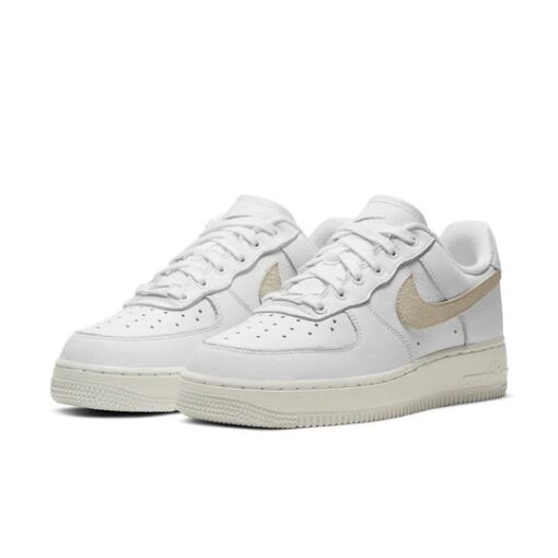 (WMNS) Nike Air Force 1 '07 'Light Bone' DC1162-100