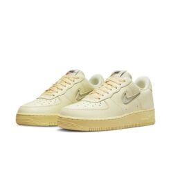 (WMNS) Nike Air Force 1 '07 LX 'Coconut Milk' DO9456-100