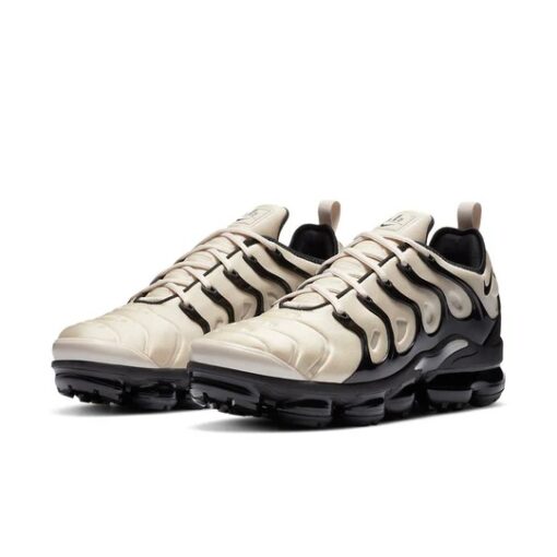 Air VaporMax Plus ‘Light Orewood Brown’ DH0860-100