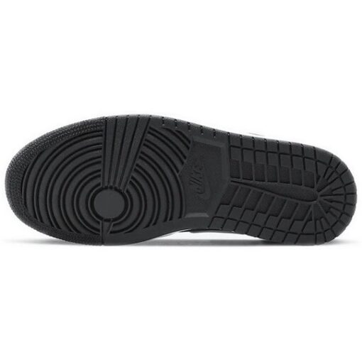 Jordan 1 Low ‘Black White (Women’s)’ AO9944-001