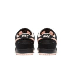 Dunk Low SB ‘Black Coral’ BQ6817-003