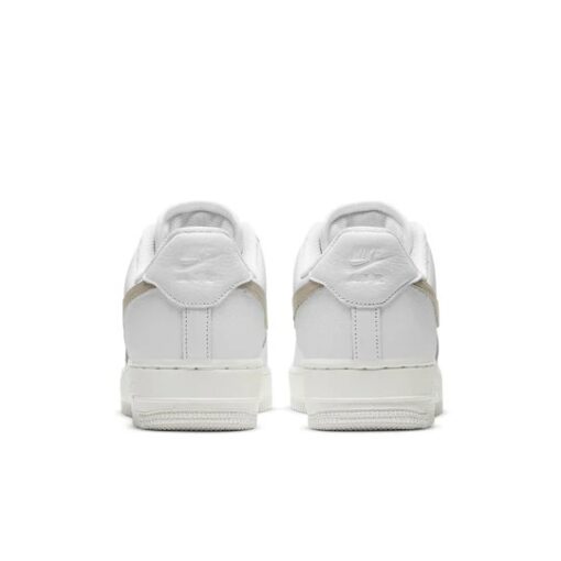 (WMNS) Nike Air Force 1 '07 'Light Bone' DC1162-100