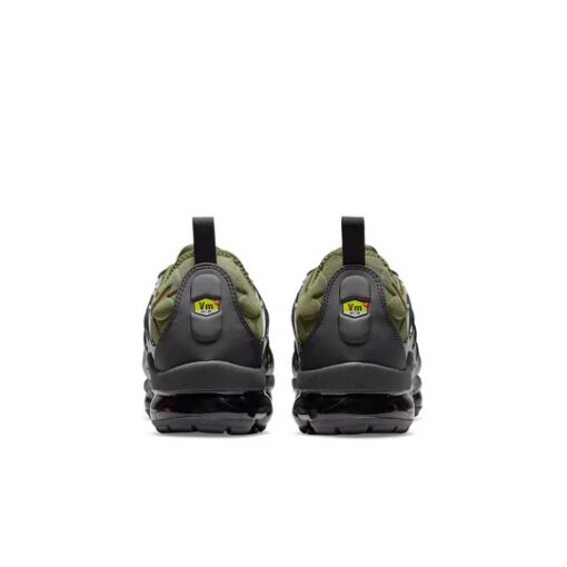 Air VaporMax Plus ‘Rough Green’ DQ4688-300