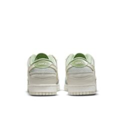 Nike Dunk Scrap SE 'Grey Haze Oil Green' DM0802-001