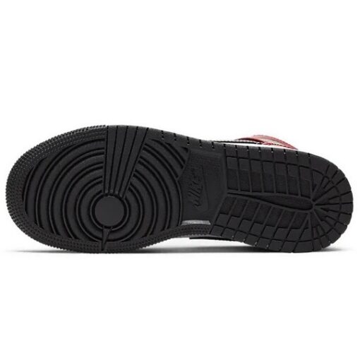 (GS) Air Jordan 1 Mid 'Chicago Black Toe' 554725-069