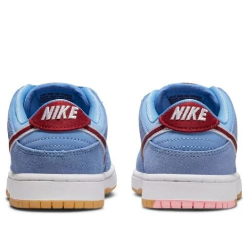 (PS) Nike SB Dunk Low 'Philadelphia Phillies' DN3675-400