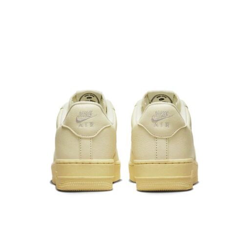 (WMNS) Nike Air Force 1 '07 LX 'Coconut Milk' DO9456-100