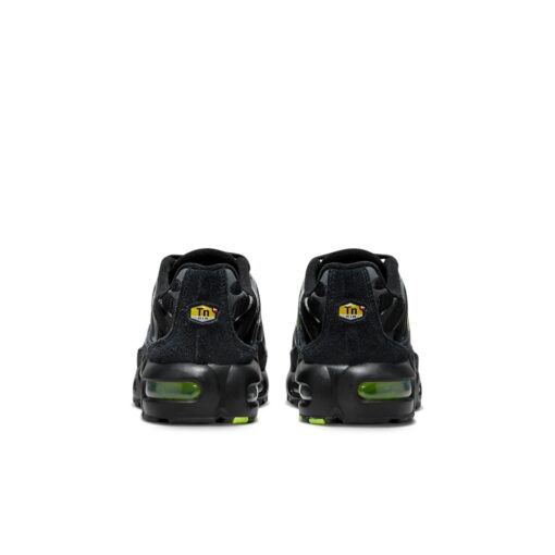 Air Max Plus Black Volt FQ2399-001