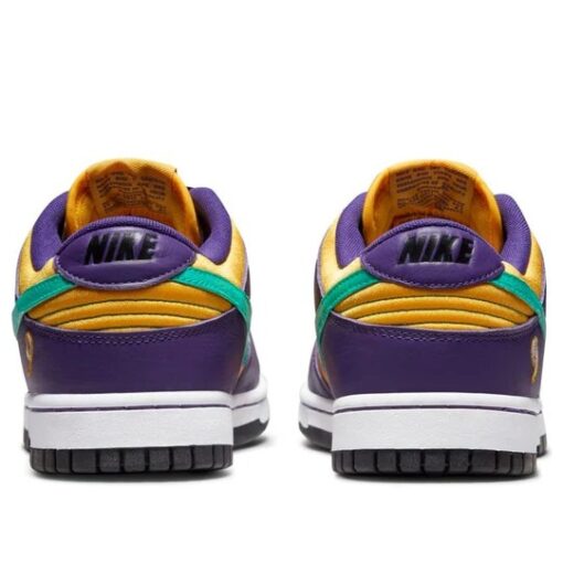 (WMNS) Nike x Lisa Leslie Dunk Low 'Sparks' DO9581-500