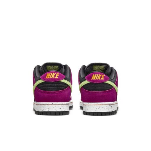 Dunk Low Pro SB ‘Red Plum’ BQ6817-501