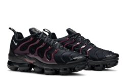 Nike Air VaporMax Plus ‘Black Noble Red’ 924453-021