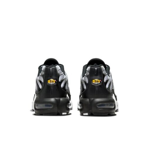 Nike Air Max Plus 'Black Metallic Silver' DM0032-003