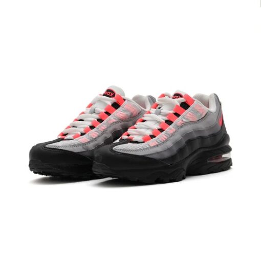 (GS) Nike Air Max 95 'Solar Red' 905348-013