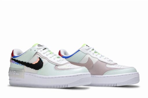 Wmns Air Force 1 Shadow SE Pixel Swoosh Green CV8480-300