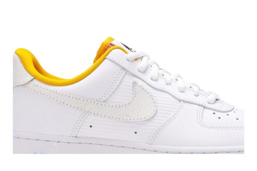 Wmns Air Force 1 ’07 ‘Corner Markets’ CZ8132-100