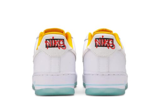 Wmns Air Force 1 ’07 ‘Corner Markets’ CZ8132-100