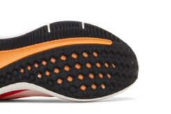 Air Winflo 9 ‘White Bright Crimson’ DD6203-100