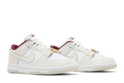 Wmns Dunk Low SE ‘Sisterhood’ DV1160-100