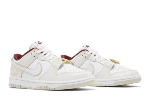 Wmns Dunk Low SE ‘Sisterhood’ DV1160-100