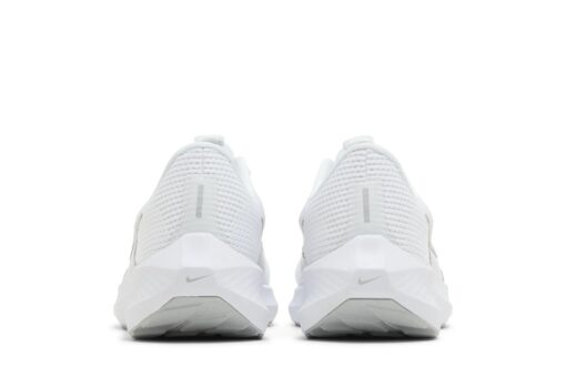 Wmns Air Zoom Pegasus 40 ‘White Metallic Silver’ DV3854-101