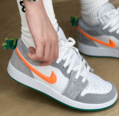 Air Jordan 1 Low ‘Rabbit’ DZ6333-083
