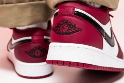 Jordan 1 Low ‘Noble Red’ 553560-604