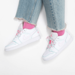 Jordan 1 Low ‘White Green Pink’ 554723-101