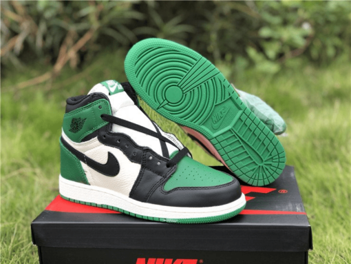Air Jordan 1 Retro High OG ‘Pine Green’ 575441-302