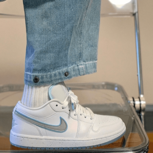 Jordan 1 Low SE ‘Dare to Fly (Women’s)’ FB1874-101