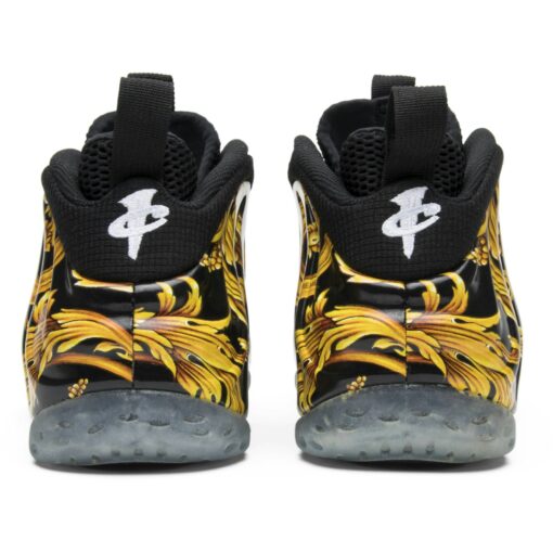 Supreme x Air Foamposite One SP ‘Black’ 652792-001